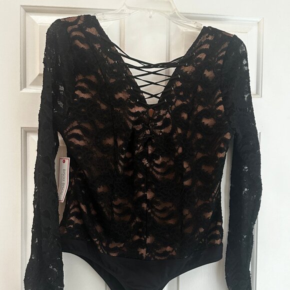 NWT Bisou Bisou Women`s Black Lace Bodysuit Blouse Lace-up Back SEXY! Size L - Picture 1 of 14